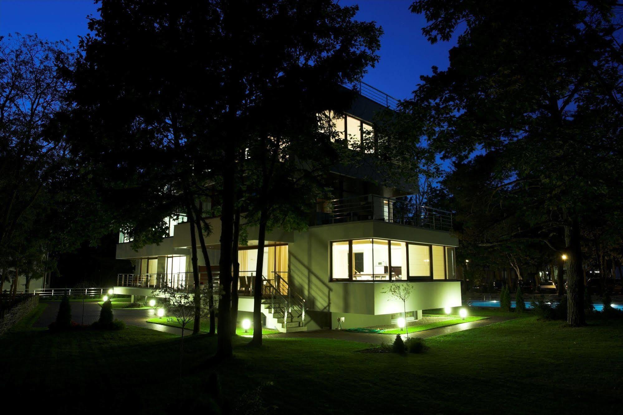 Apartamentai Tylios Pusys Palanga Exterior photo